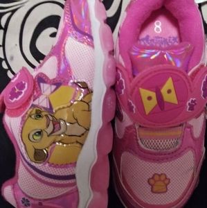 Lion King girl shoes that lights up